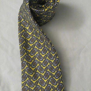Jos A Bank Silk 61" Tie Made In Italy